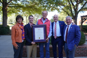 Bo Gossett Named Honorary Alumnus